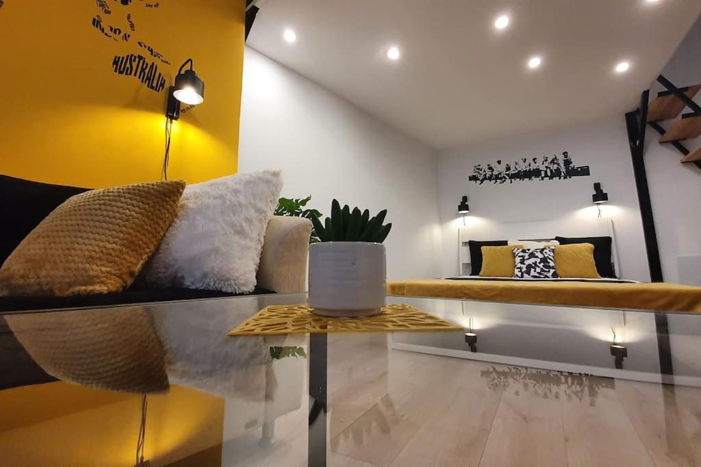 Violet Apartment With Air Condition Budapest Ngoại thất bức ảnh